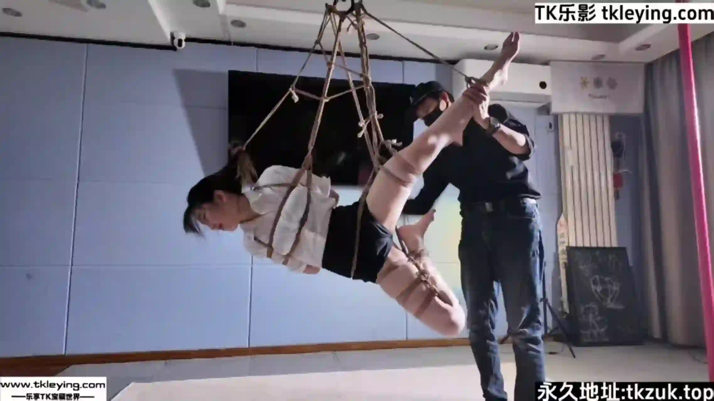一绳所爱《绑哭王贝贝》各种捆绑悬吊sp挠痒-TK乐影